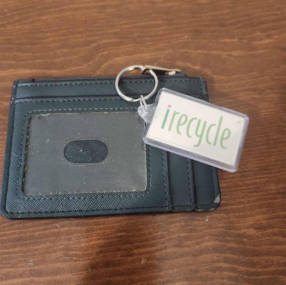 Dark Green Textured ID Card Wallet with Keyring Tag - Picture 2 of 2
